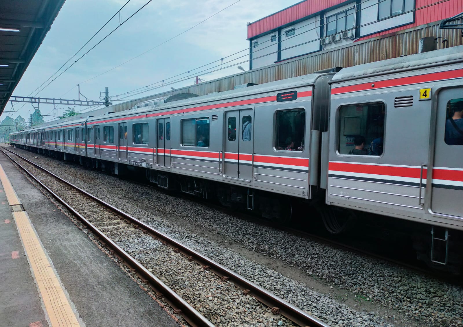 Aturan Bagasi Kereta Api