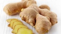 Makanan yang Mengurangi Bau Mulut