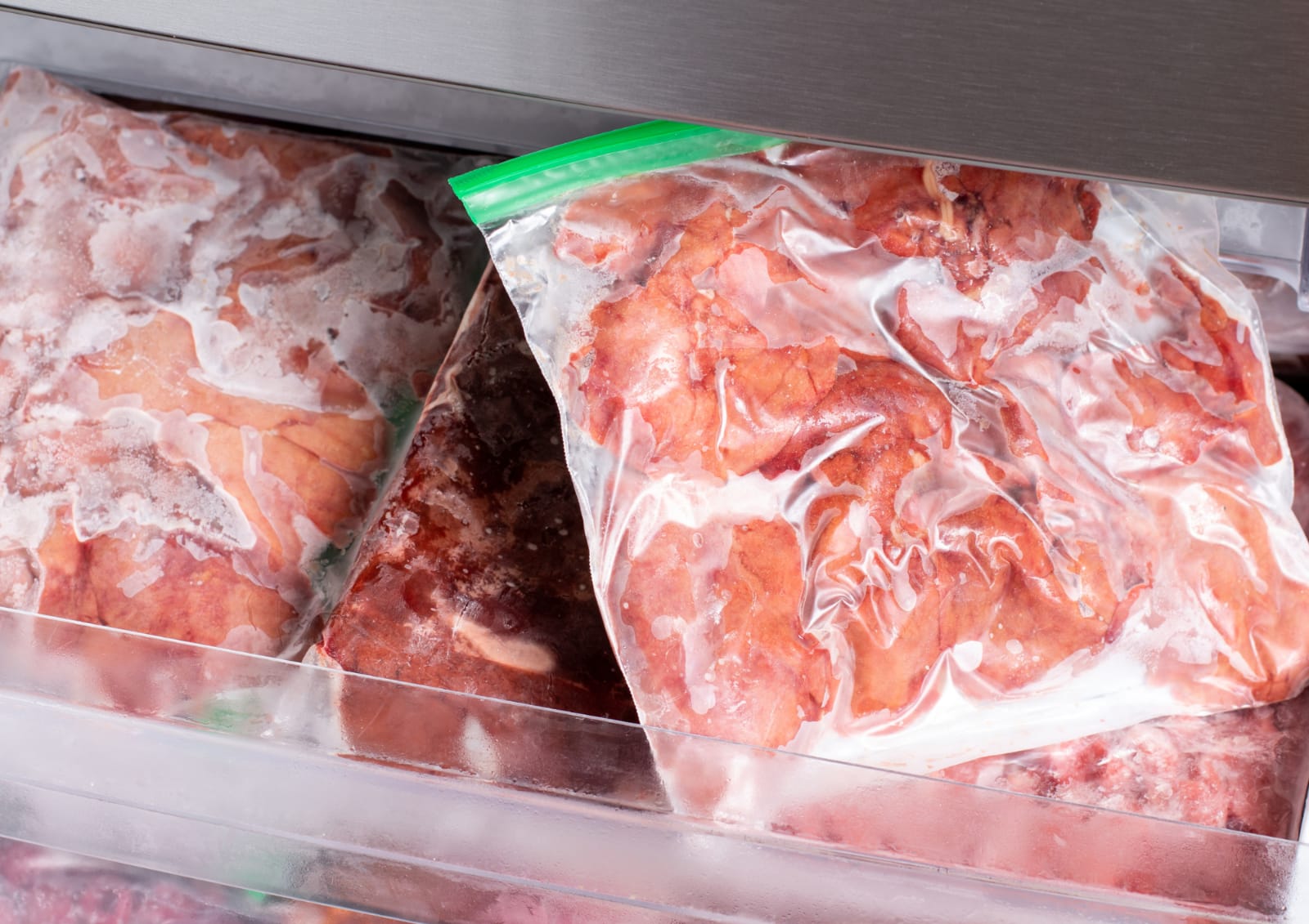 Menyimpan daging kurban Iduladha