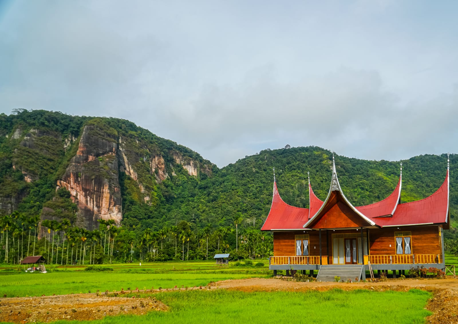 Lima tempat wisata Sumbar