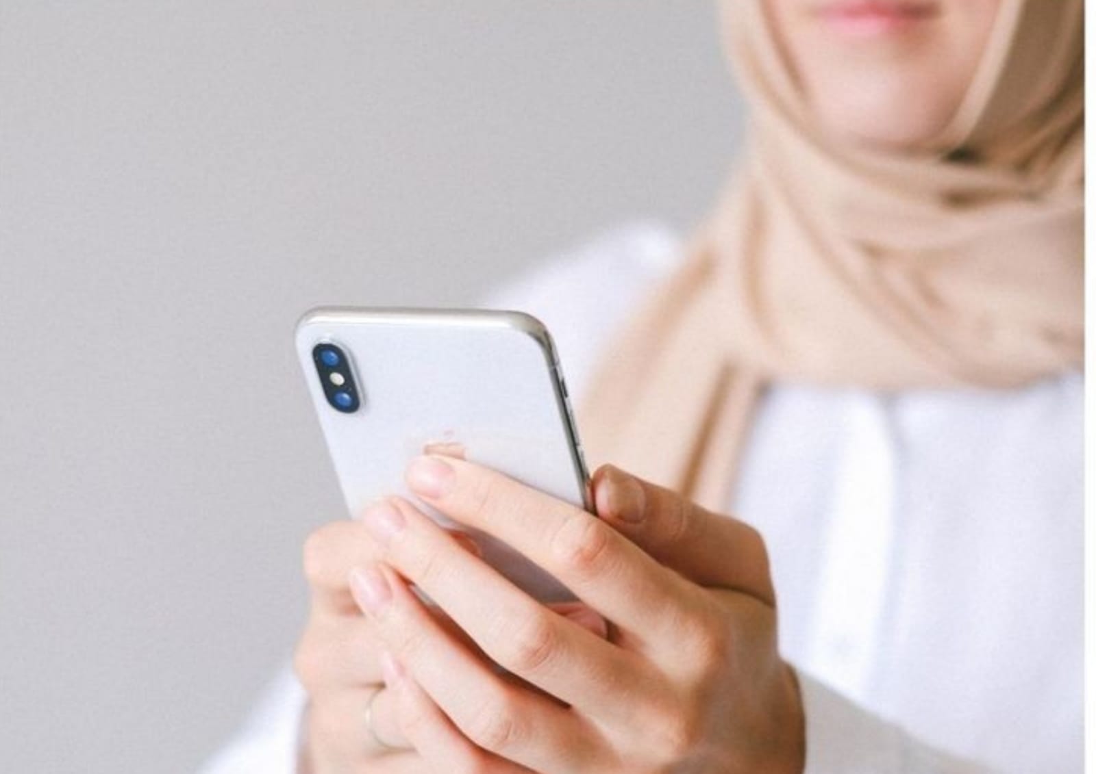 Aplikasi smartphone untuk ibu